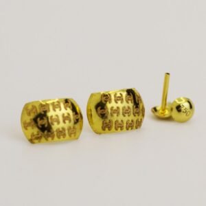 LET1.35-1 Embellish Gold Clip Earrings