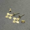 GEFFS-0065-003-2 18K Embellish Gold Flower Earrings