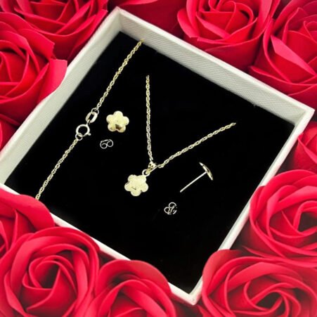 GSTFF-1047-010-0118k Real Saudi Gold Litter Flower Earring And Necklace Set