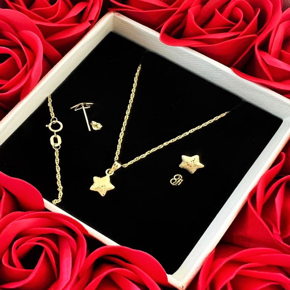 GSTSF-1047-006-0118k Real Gold Star Earring With Necklace Set